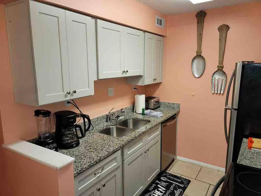 Elegant 2-Bedroom Pet-Friendly Villa W 2 Parking Spaces 힐튼 헤드 아일랜드 외부 사진