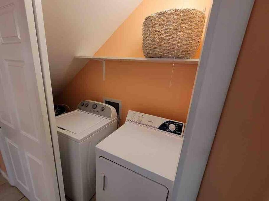Elegant 2-Bedroom Pet-Friendly Villa W 2 Parking Spaces 힐튼 헤드 아일랜드 외부 사진