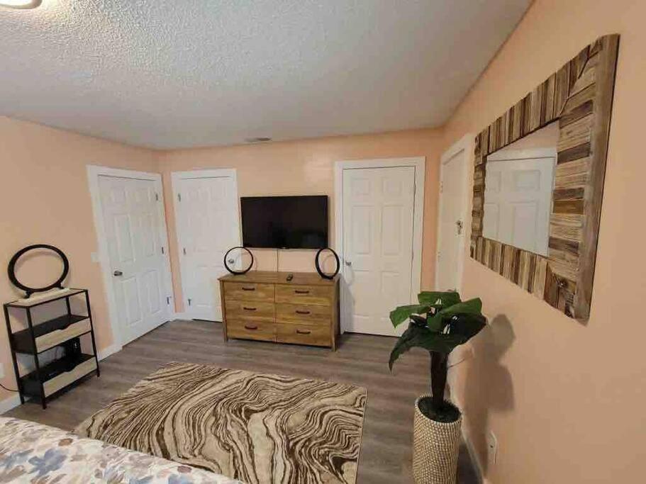 Elegant 2-Bedroom Pet-Friendly Villa W 2 Parking Spaces 힐튼 헤드 아일랜드 외부 사진